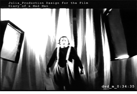 Julia_production design_The Diary of a Mad Man 0_34_35.jpg